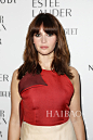 菲丽希缇·琼斯 (Felicity Jones) 亮相2016年Harper's Bazaar女性年度颁奖礼