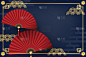 中国新年节日横幅设计与红色折叠扇与金色的框架和花朵在深蓝色的背景为您的复制空间。