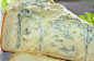 GORGONZOLA奶酪
Gorgonzola 奶酪 是由新鲜的原始牛奶而做成的蓝纹意大利奶酪。Gorgonzola 奶酪通常呈黄白奶油色，带有绿色的大理石般纹络，它在生产过程中产生，这也是它的标志性特点。...