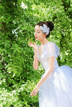 视觉搬运工_每周更新采集到小清新美女_性感甜美手机屏保_每周更新，请添加关注！