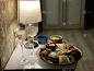 寿司,盘子,白色,葡萄酒杯,圆形,日本食品,蓝莓,三文鱼,甜点心,自制的