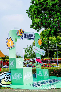 海是倒过来的天peng采集到美陈