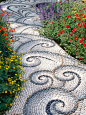 路〜Cobblestone walkway - gorgeous!