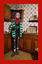Gucci Pre-Fall 2018 Fashion Show : The complete Gucci Pre-Fall 2018 fashion show now on Vogue Runway.