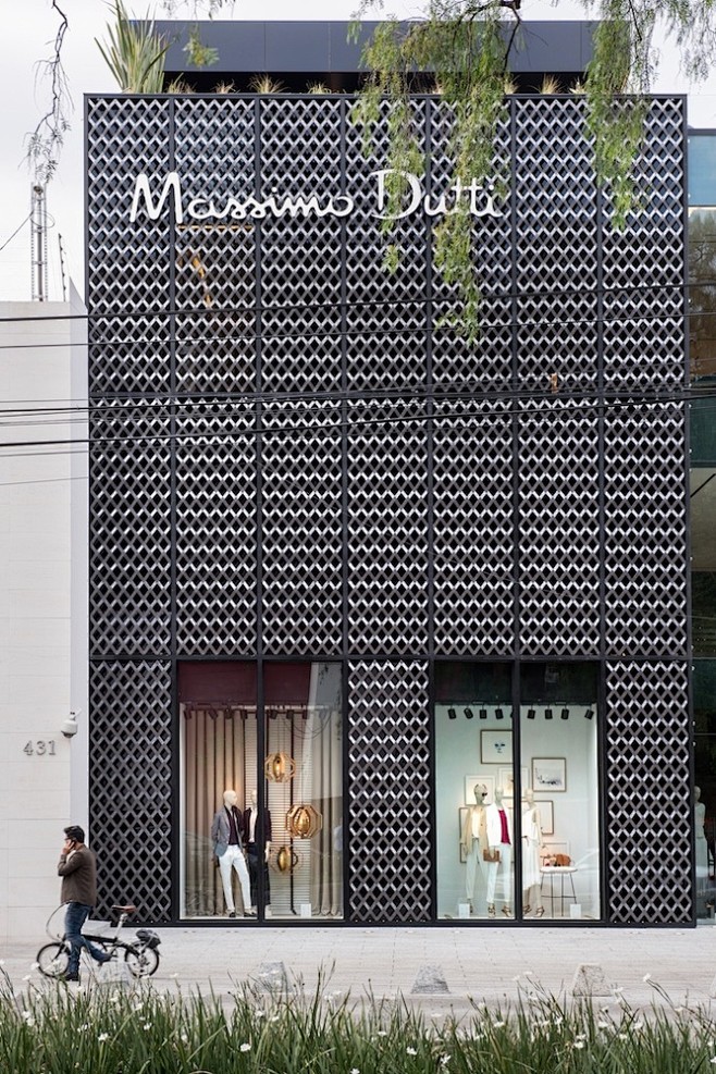 zara的姊妹品牌massimodutti在墨西哥开旗舰店