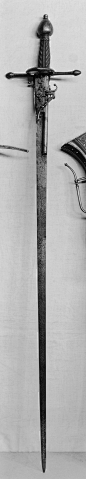 Combination sword & wheel-lock pistol (1585)