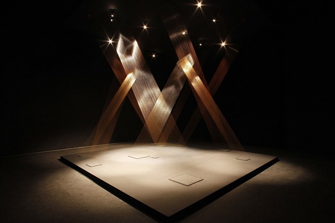 Lygia Pape: Magnetiz...