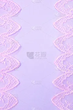 白色复古花边在粉红色的背景