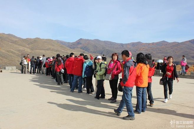 中哈边界大峡谷，好像也叫白杨沟大峡谷，铁...