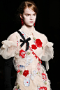 Simone Rocha Fall 2018 Ready-to-Wear Fashion Show : The complete Simone Rocha Fall 2018 Ready-to-Wear fashion show now on Vogue Runway.