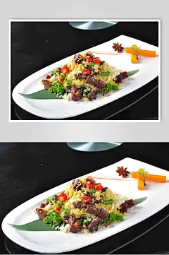 美味拆骨驴肉炒鸡蛋摄影图片