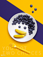 双色拼盘 蓝黄主题 香蕉蓝莓 精美美食海报-广告海报-平面广告素材-酷图网