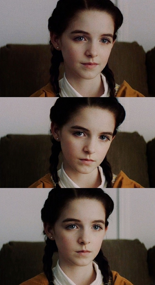 漫威惊奇队长童年扮演者麦肯娜·格瑞丝  .