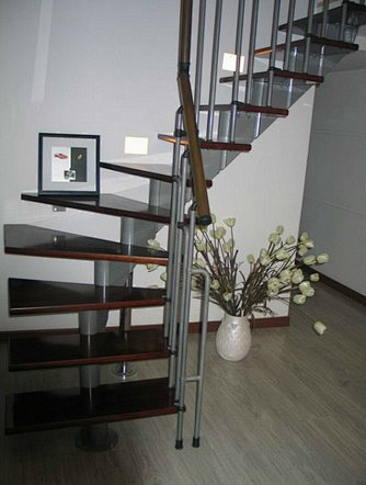室内楼梯图集效果图—土拨鼠装饰设计门户