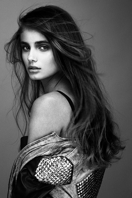 Taylor Marie Hill: 