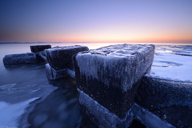 The ice sea in winte...