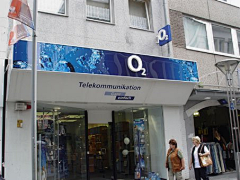 麦田品牌设计工作室采集到店招