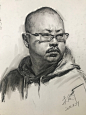 【以下情况都是什么原因？】
呆板：素描中呆板是指画面表现僵硬，不生动。
脏：是指画面黑白灰分布不合理而产生的视觉不舒适感。
灰：是指画面的明度对比产生的视觉刺激不够强烈而造成的视觉感受。
花：绘画中是指画面的明暗关系不明确造成的视觉混乱。 ​​​​