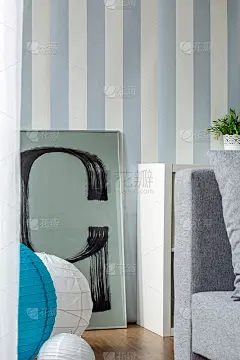 蓝白条纹墙纸