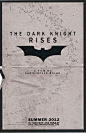 蝙蝠侠前传3：黑暗骑士崛起 海报——己见的海报效果永远是给人印象深刻的