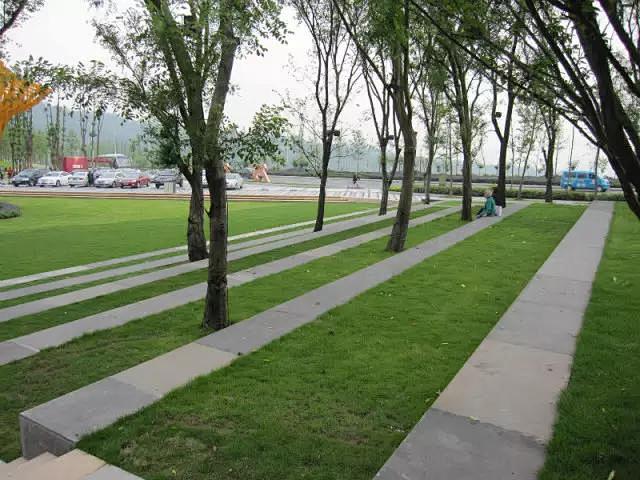 解决竖向高差和坡地而产生的梯田景观