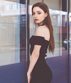張啊啦撕裤采集到Dasha Taran 
