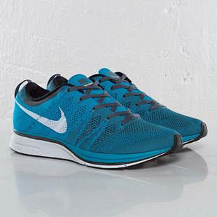 Nike Flyknit Trainer...