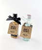 His and Her Favorite Mini Liquor Wedding Favor Tags #weddingfavortags