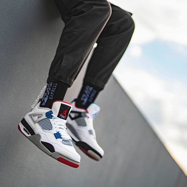 Air Jordan 4 “What T...