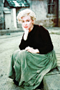 marilyn monroe photographed by milton greene, 1954