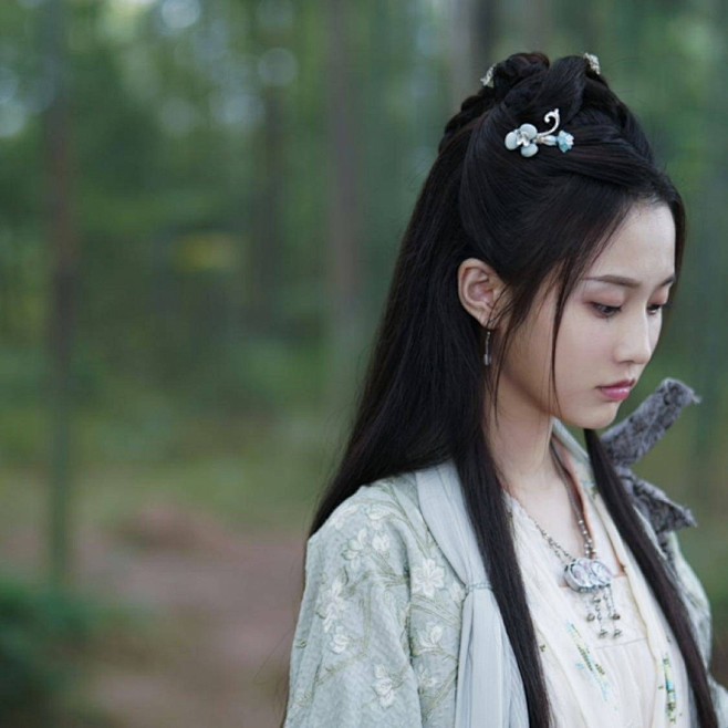 有翡吴楚楚张慧雯