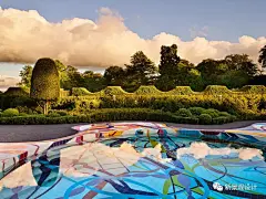 爱丁堡ViúvaLamego手绘瓷砖泳池由Joana Vasconcelos设计，215 xØ900 厘米。