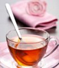 【适合电脑族的3大花茶】①保护视力-菊花茶：菊花10朵，金莲花5朵，决明子5g，枸杞子3g；②抗辐射-玫瑰花茶：玫瑰花8朵，玫瑰茄(又名洛神花)2朵，绞股蓝2g，绿茶2g；③排毒美容-金银花茶：金银花5g，薰衣草3g，甘草10g，蜂蜜5g，温水冲泡10分钟即可饮用。