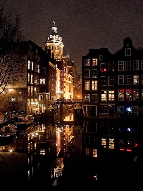 阿姆斯特丹的夜景，很剔透。 - 白_Ba...