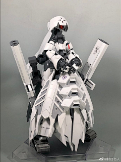 Dorothea-采集到人物设计——修女祭司等庄严形象+舰长队长