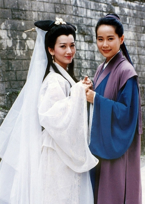 新白娘子传奇赵雅芝演的的白娘子和叶童演的许仙百看不厌呀影视经典老