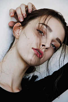 TAsFRLZ8采集到美女：欧