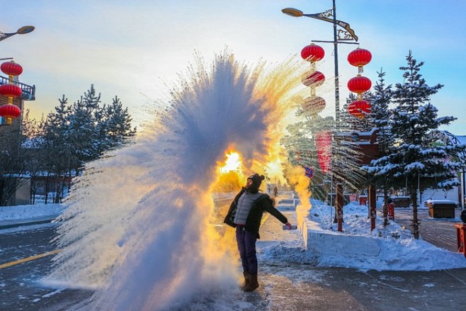 不如一路向北去漠河，过一个零下40℃的冬...