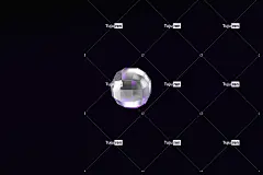 黑暗中紫色和白色的物体