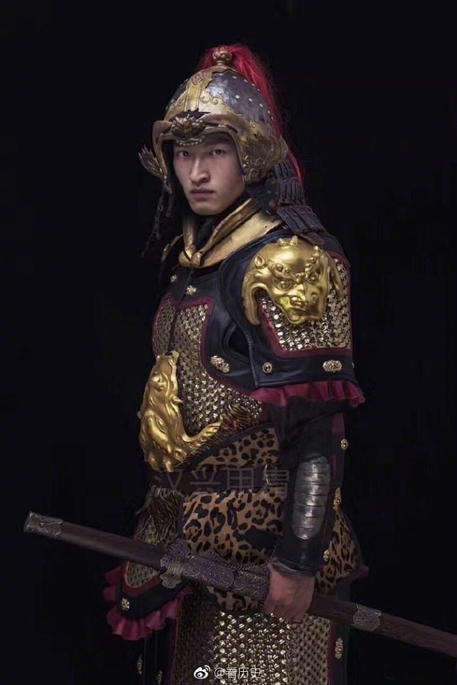 坚重之言也,或渭之甲."各代铁铠甲往往因材因