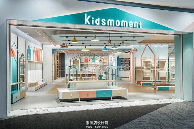 武汉Kids moment温馨整洁童装店...