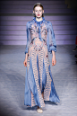 Temperley London Fall 2017 Ready-to-Wear Fashion Show : See the complete Temperley London Fall 2017 Ready-to-Wear collection.