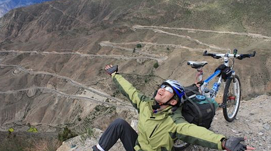 河南小伙骑行4600多公里到达尼泊尔首都