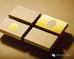 这些名片有一点“黄”
