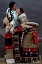 藏族服饰之女生盛装篇-服装设计 - 穿针引线网