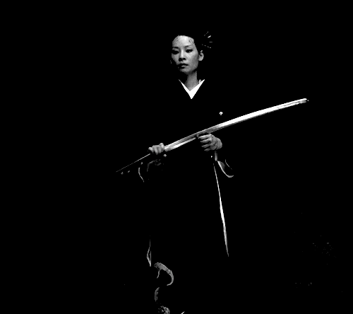 武士刀的正确收法




收起