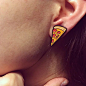 Some people use the pizza pin as deliciously looking earrings pingameSome people use the pizza pin as deliciously looking earrings pingame