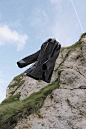 Danshan 携手 Pheagee 推出虚拟胶囊系列 : 于北爱尔兰的巨人堤道取景。