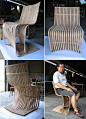 由工艺家陈高明与Konstantin Grcic合作制成的作品“43”的竹悬臂椅