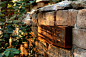 凤凰措艺术乡村Phoenix Village / Guanzhu Landscape & piandesign institute 北京观筑景观规划设计院 :   北京观筑景观规划设计院：凤凰措是一个乡村整体营造项目，一场空心村再生实践，位于山东日照。由孔祥伟与观筑设计团队驻场设计并全程营造。村子原名杜家坪，是一个典型的鲁东南石头民居聚落。在城市化进程中，村子荒废掉了，大部分老房子已经坍...